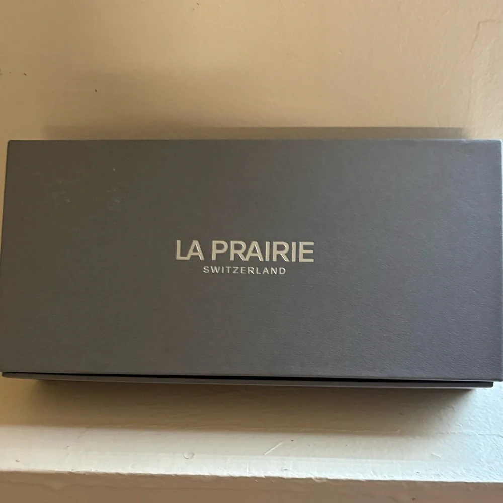 La Prairie Blue Eye Mask